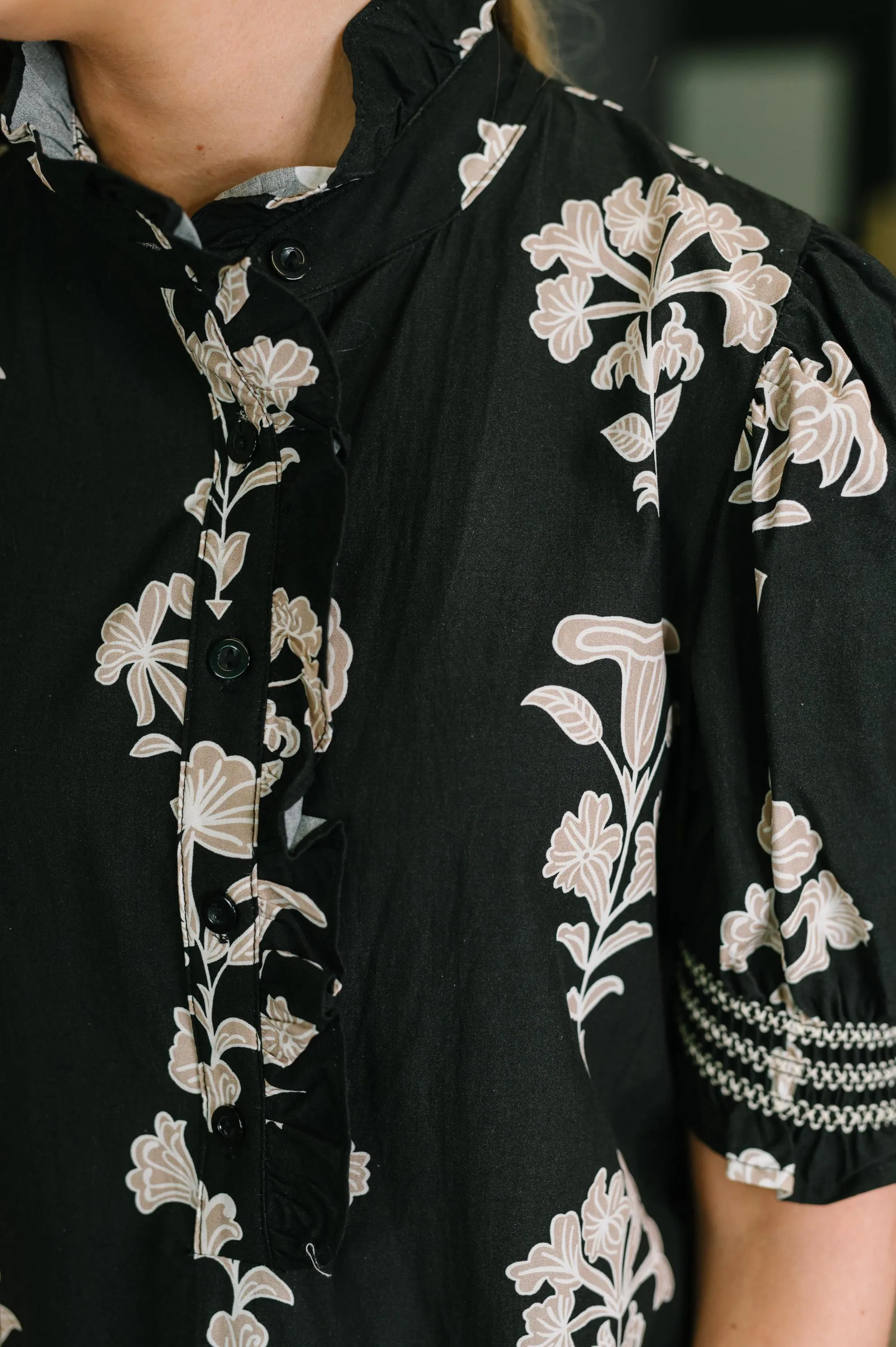 Elegant Darlin' Puff Sleeve Cotton Maxi Dress — view 2
