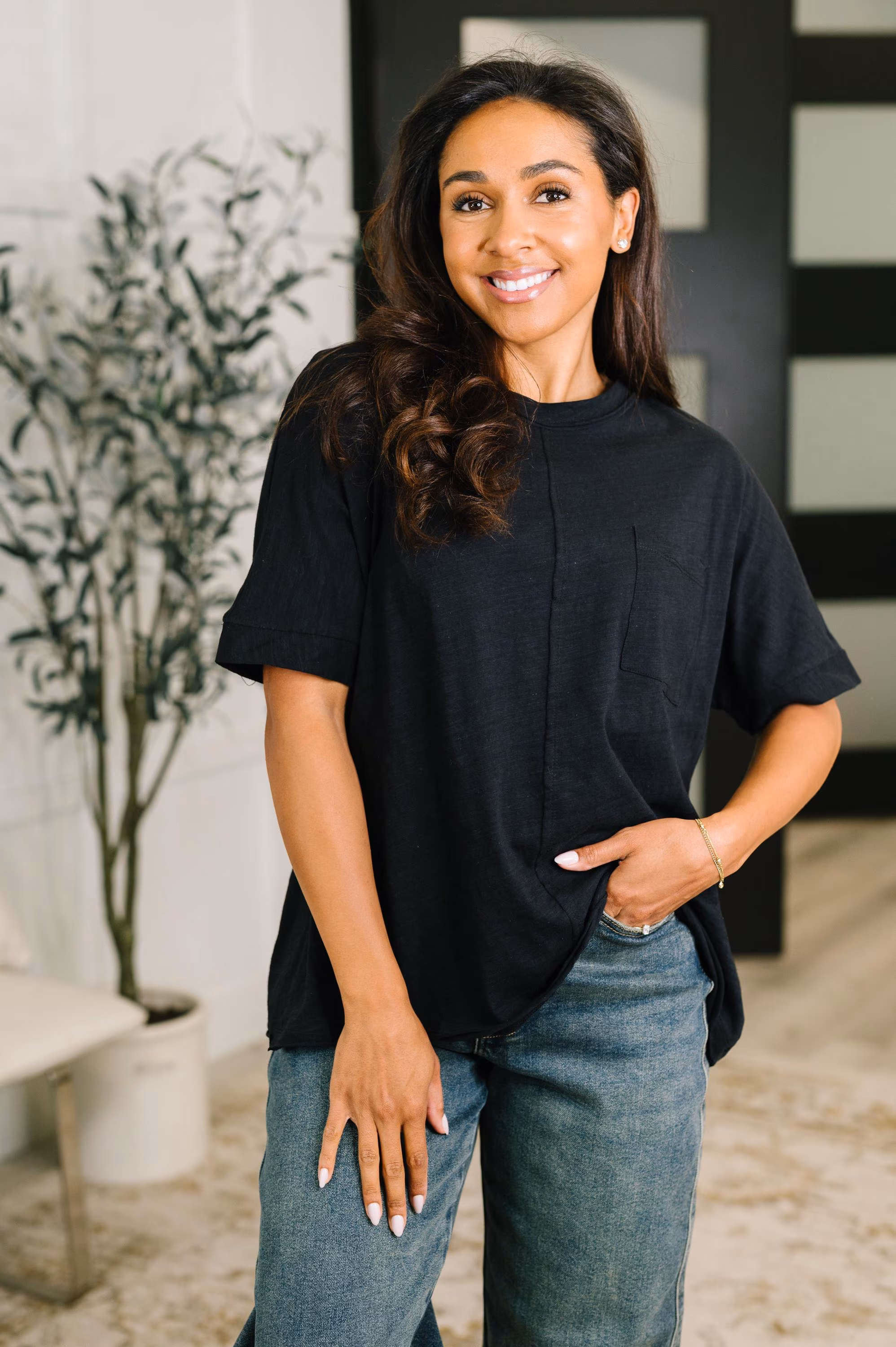 Relaxed Basic Cotton Tee in Black